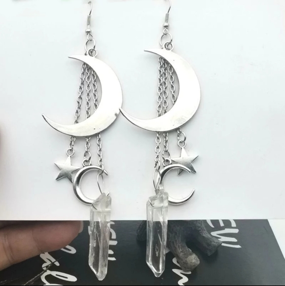 Jewelry - 🔴 SEE NEW LISTING